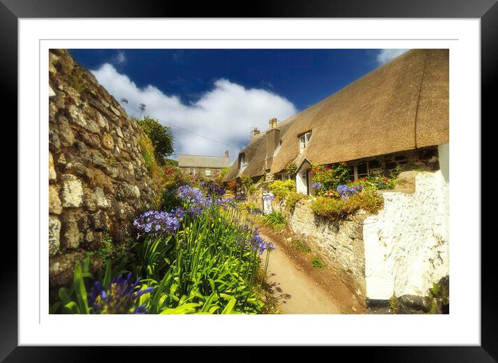 Thatched cottages in Cadgwith cove Cornwall lizard peninsula 436  Framed Mounted Print by PHILIP CHALK