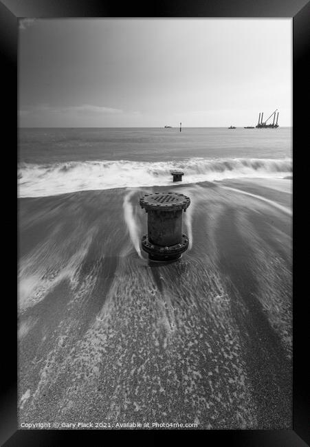 Sandilands platform just off the coast of Lincolnshire Framed Print by That Foto