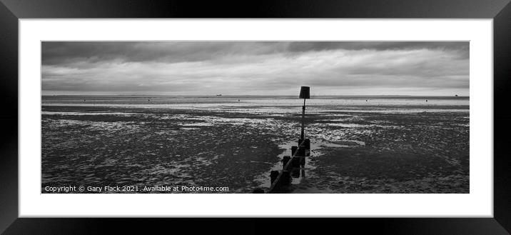 Cleethorpes Beach Panorama in monochrome Framed Mounted Print by That Foto