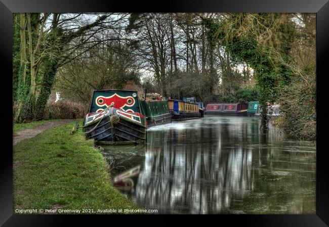 Canal Boats On The Oxford Canal At Thrupp Framed Print by Peter Greenway