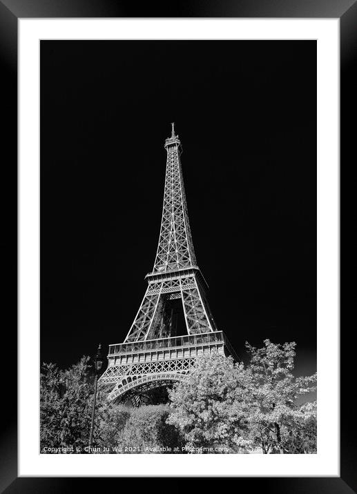 Eiffel Tower with sunny blue sky in Paris, France (black & white) Framed Mounted Print by Chun Ju Wu