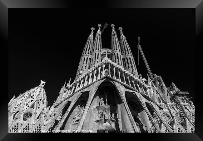Passion Façade of Sagrada Familia, the cathedral designed by Gaudi in Barcelona, Spain (black & white) Framed Print by Chun Ju Wu