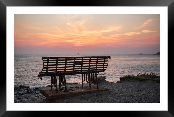 "That Seat" at Treyarnon Bay, Cornwall  Framed Mounted Print by Frank Farrell