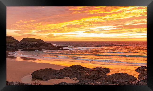 Golden sunset at Treyarnon Bay, North Cornwall  Framed Print by Frank Farrell
