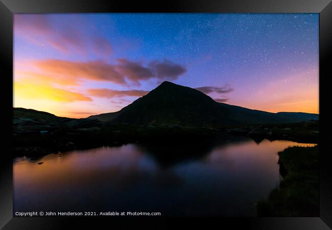 Pen yr Ole Wen after dark. Framed Print by John Henderson