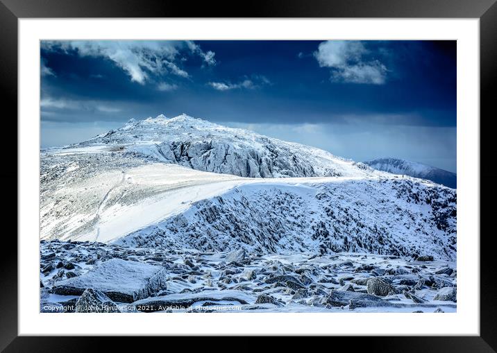 Ice cold Glyder Fach. Framed Mounted Print by John Henderson