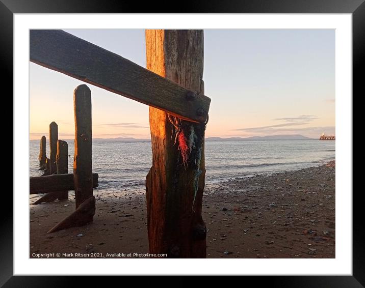 Sun on the groyne post  Framed Mounted Print by Mark Ritson