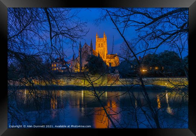 Worcester Cathedral Framed Print by Alan Dunnett