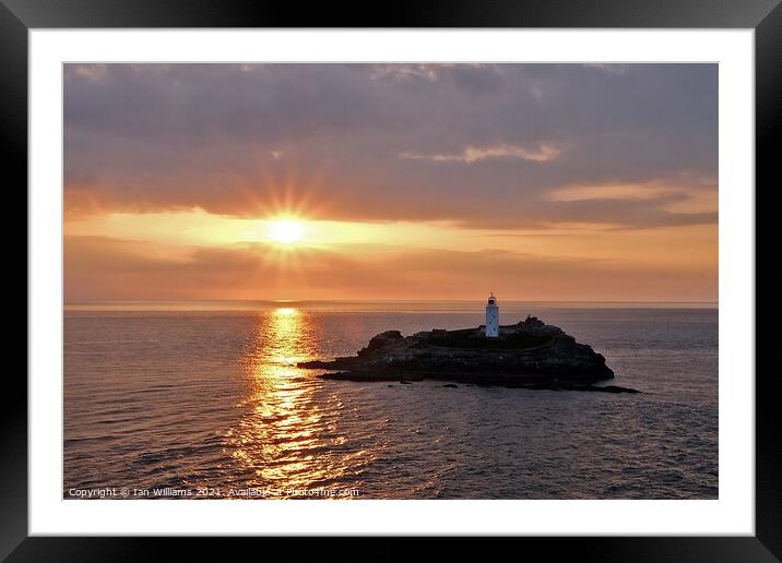 Godrevy Sunset Framed Mounted Print by Ian Williams