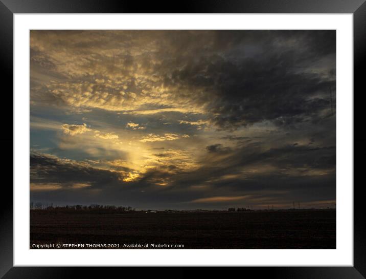 Manitoban Big Sky Sunset Framed Mounted Print by STEPHEN THOMAS