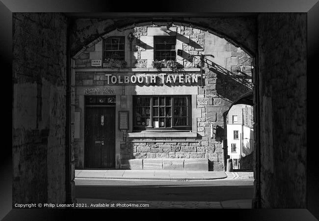 Tolbooth Tavern on the Royal Mile Edinburgh Scotland  photographed through Sugarhouse Close. Framed Print by Philip Leonard