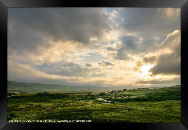 Isle of Skye landscape at sunset Framed Print by Delphimages Art
