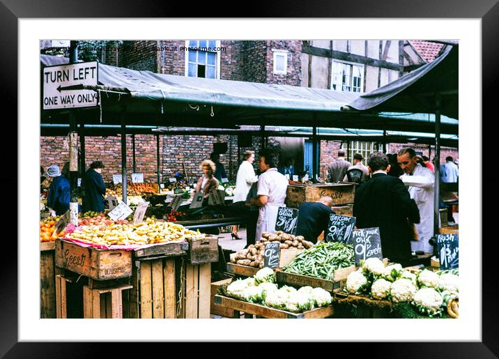 Street market, York, England, 1963 Framed Mounted Print by Ian Murray