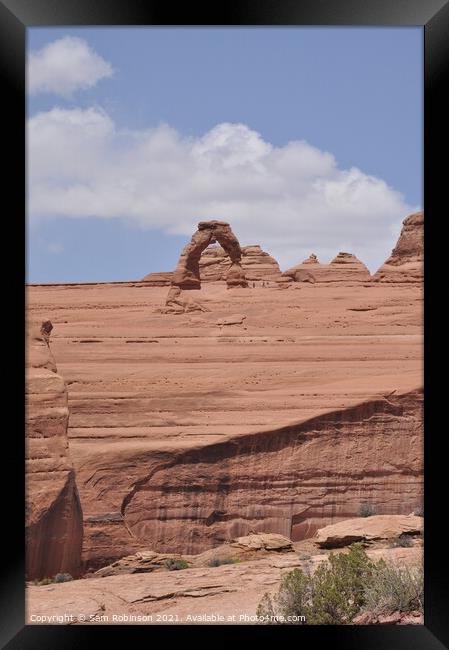 Delicate Arch, Arches National Park Framed Print by Sam Robinson