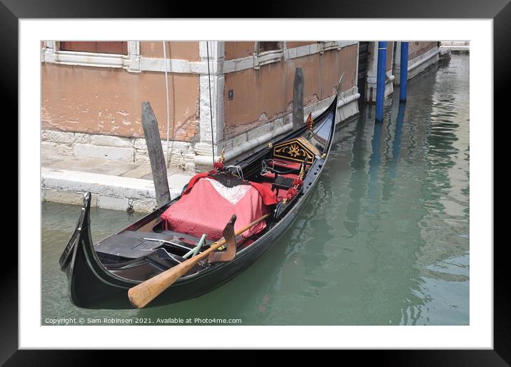 Venetian Gondola Framed Mounted Print by Sam Robinson