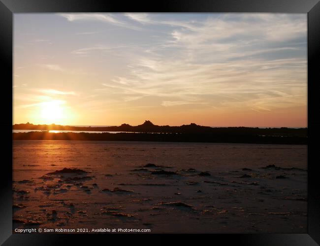 Cobo Bay Sunset, Guernsey Framed Print by Sam Robinson