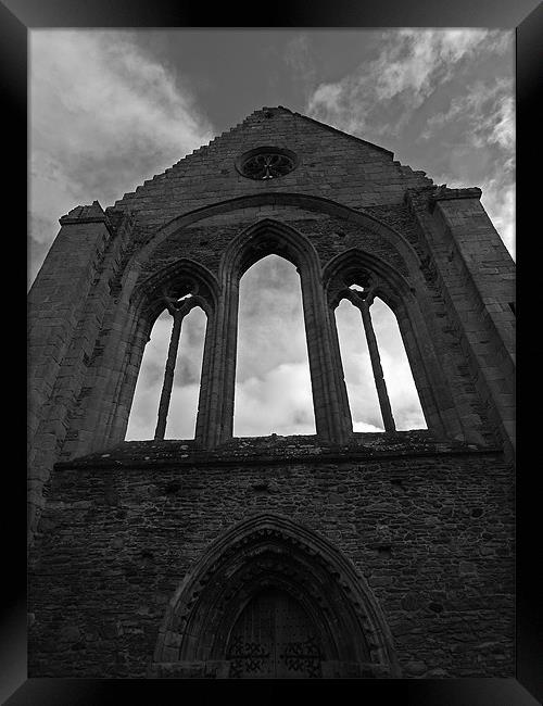 Valle Crucis Abbey II Framed Print by Richard Penlington