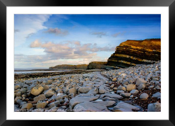 Kilve Beach Somerset  Framed Mounted Print by Les Schofield