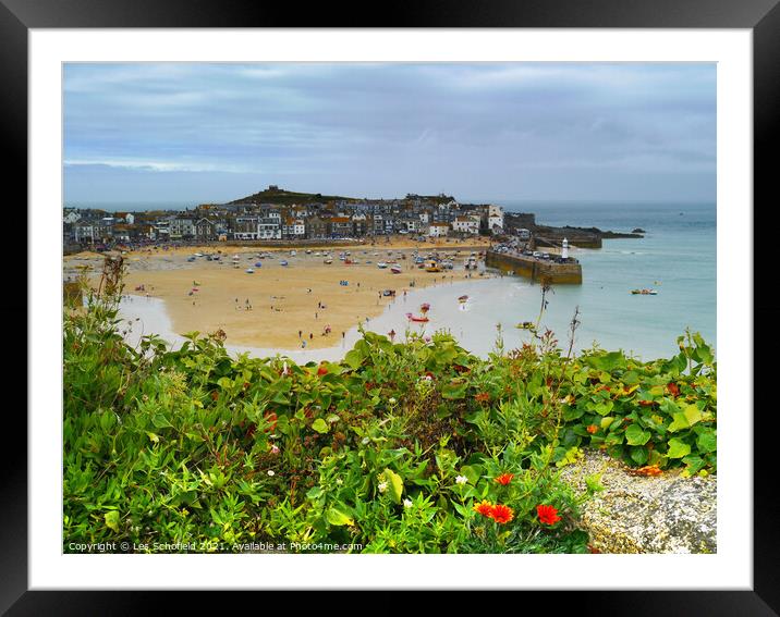 St Ives Harbour  View Framed Mounted Print by Les Schofield