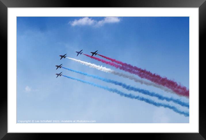 Red arrows Display team at Lyme Regis Dorset Framed Mounted Print by Les Schofield
