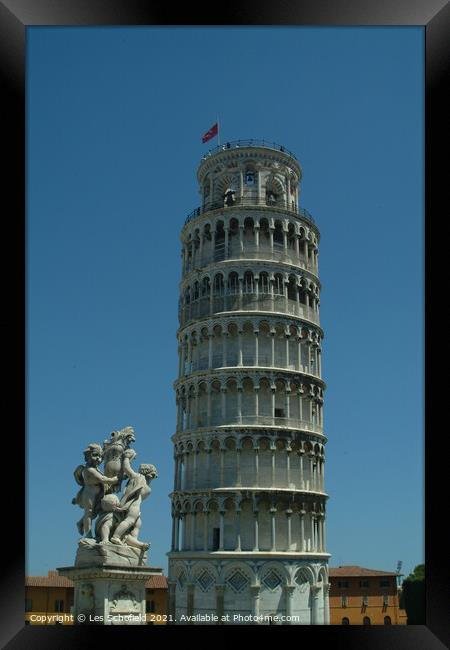 The Iconic Leaning Tower of Pisa Framed Print by Les Schofield