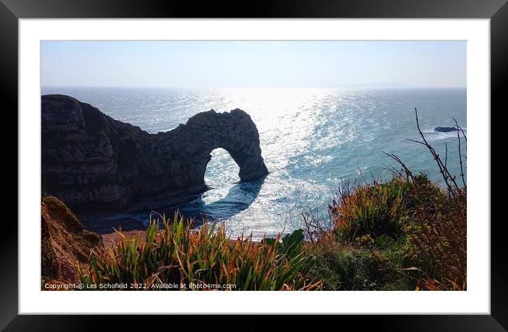 Durdle door dorset  Framed Mounted Print by Les Schofield