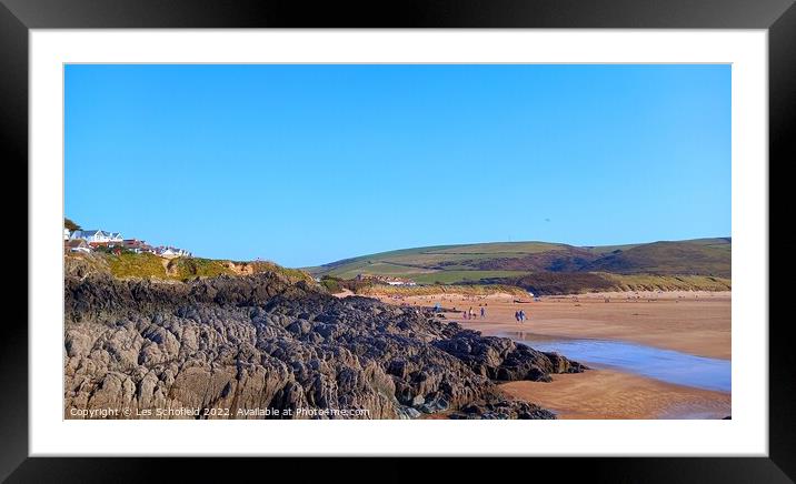 Woolacombe  devon  Framed Mounted Print by Les Schofield