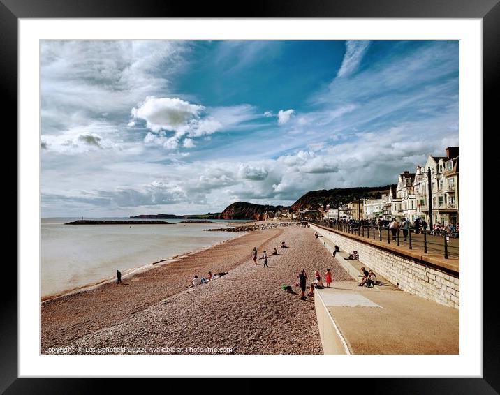 Sidmouth devon  Framed Mounted Print by Les Schofield