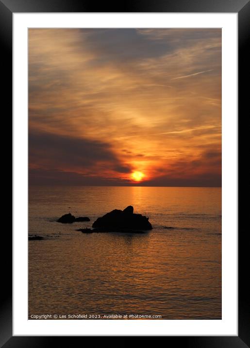 Coastal heaven Framed Mounted Print by Les Schofield