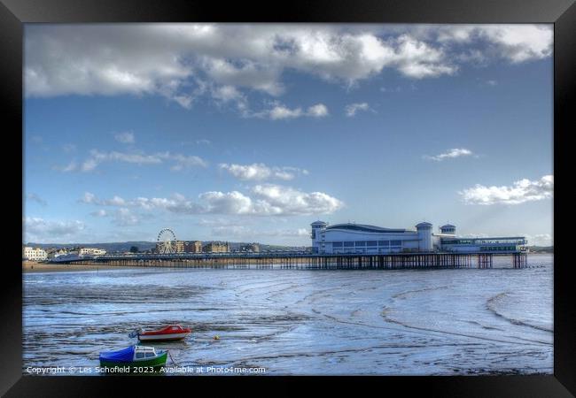 Majestic Pier in WestonsuperMare Framed Print by Les Schofield