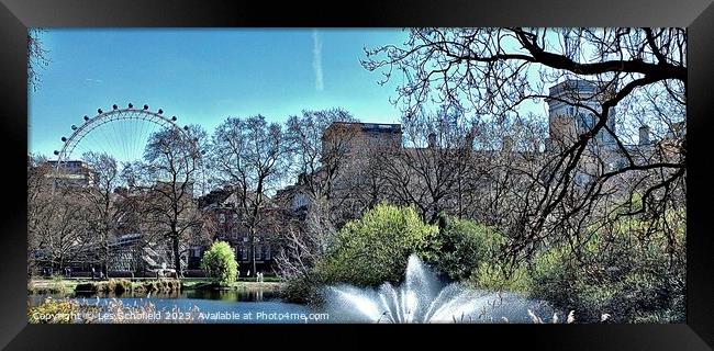 Tranquil Oasis in the Heart of London Framed Print by Les Schofield