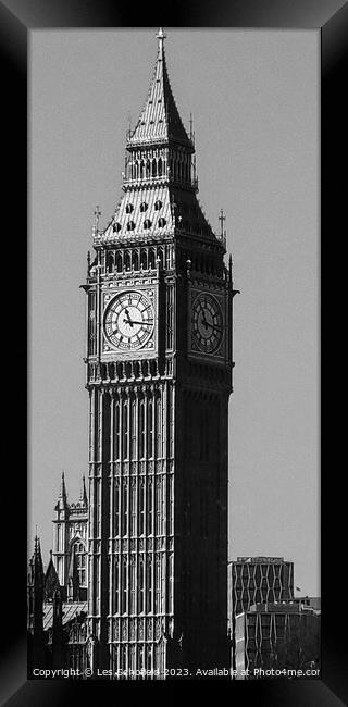 Big Ben London  Framed Print by Les Schofield