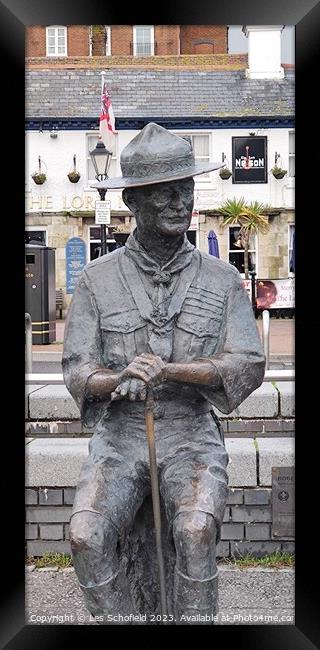Baden Powell monument  Framed Print by Les Schofield
