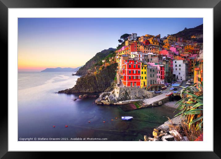 Riomaggiore village, Cinque Terre. Framed Mounted Print by Stefano Orazzini