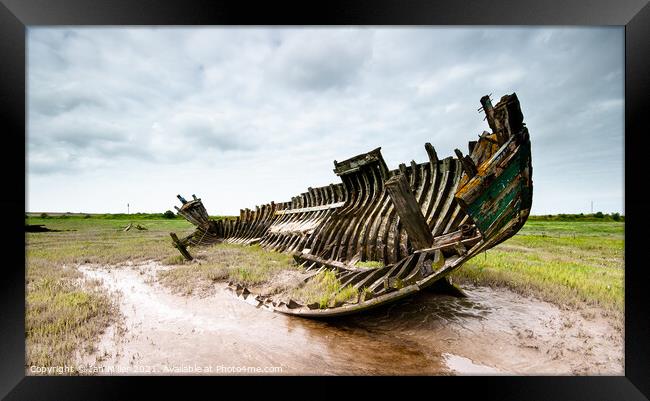 Abandoned boat on the River Wyre. UK Framed Print by Ian Miller