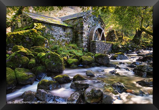 mill cottage Framed Print by stephen cooper