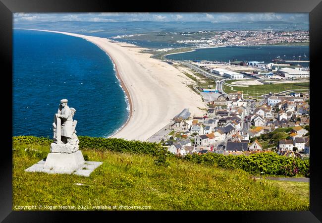 A Coastal Oasis Framed Print by Roger Mechan