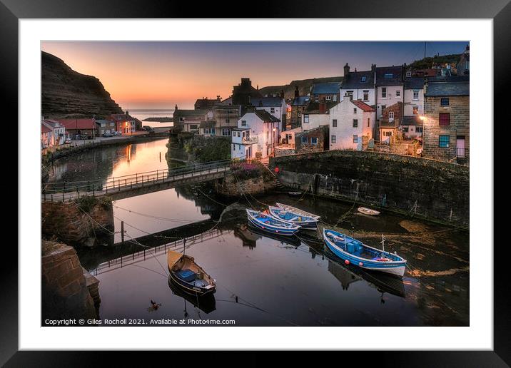 Staithes fishing village Yorkshire Framed Mounted Print by Giles Rocholl