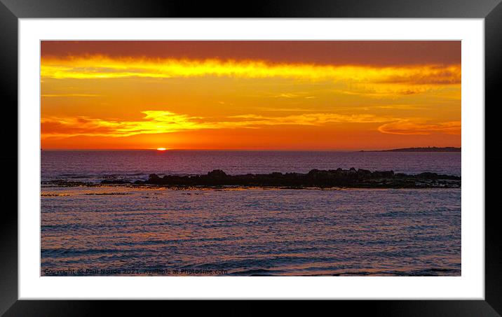 Blue Peter sunset Blouberg strand Framed Mounted Print by Paul Naude