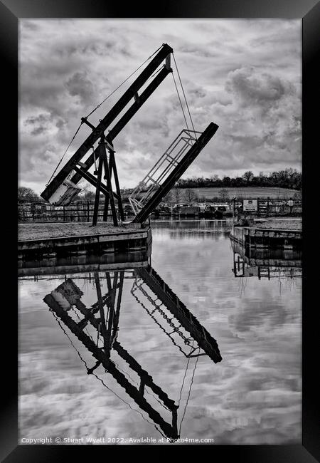Canal Lifting Bridge, Caen Hill Marina Framed Print by Stuart Wyatt