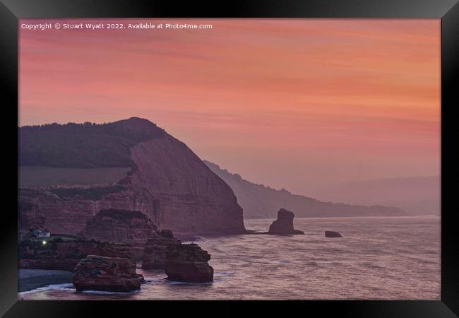 Ladram Bay: Red Devonian Sandstone Cliffs Framed Print by Stuart Wyatt