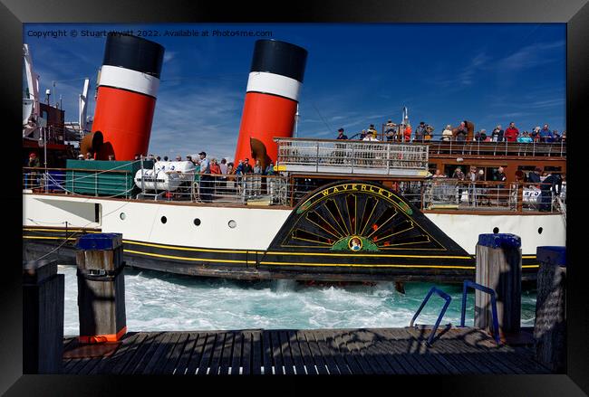 Swanage Pier: Paddle Steamer Waverley Framed Print by Stuart Wyatt