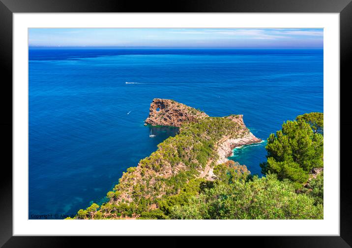 Beautiful view of natural landmark  Framed Mounted Print by Alex Winter