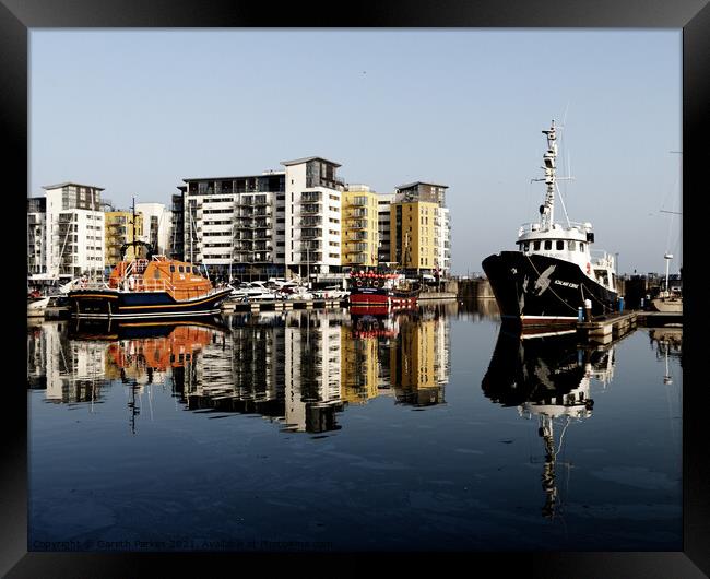 Soverign Harbour reflection Framed Print by Gareth Parkes