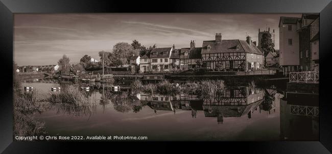 Tewkesbury. Cottages near Abbey Mill Framed Print by Chris Rose