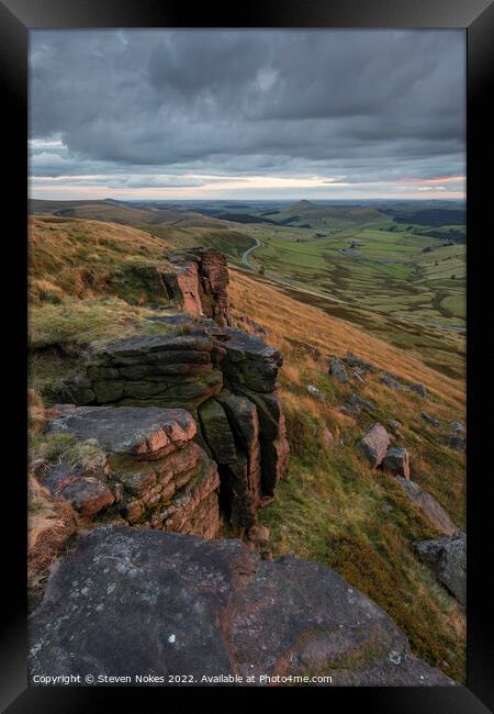 Shining Tor overlooking the Cheshire plain, Macclesfield, Cheshire, UK Framed Print by Steven Nokes