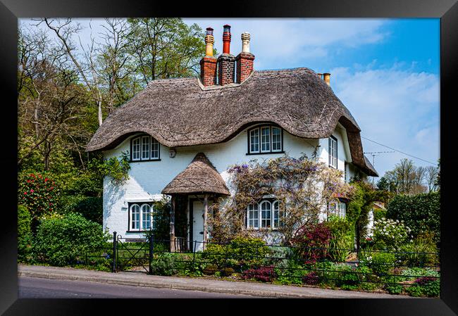 Beehive Cottage, Lyndhurst Framed Print by Gerry Walden LRPS