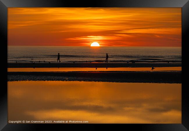 Sunset at the beach Framed Print by Ian Cramman