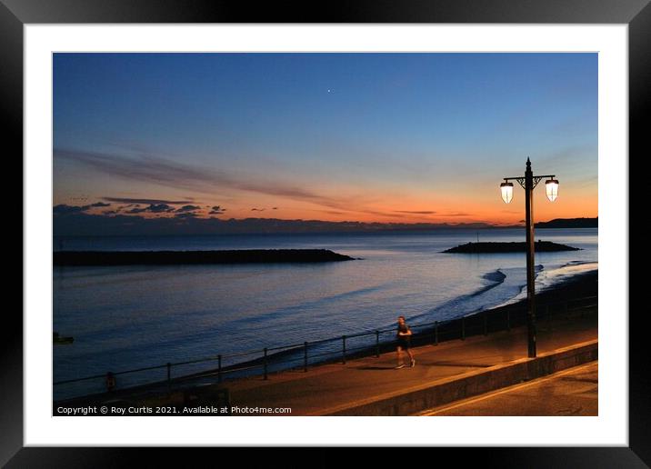 Sidmouth Evening Runner Framed Mounted Print by Roy Curtis
