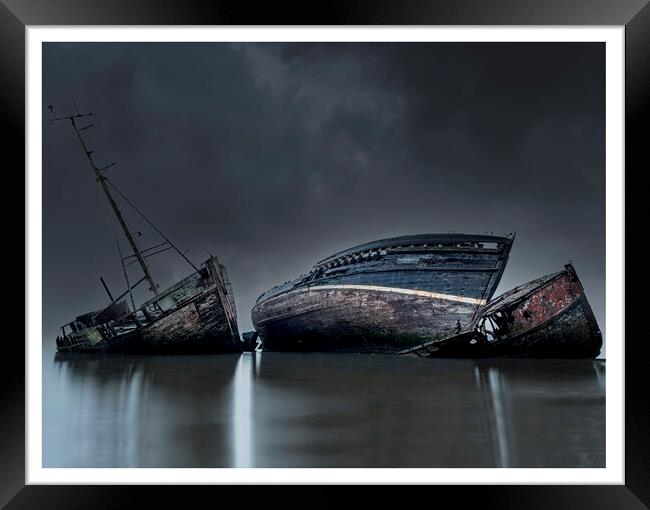Boat Wrecks at Pinmill Suffolk  Framed Print by johnny weaver